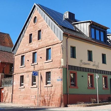 Wirtshaus&Hotel Zur Alten Brauerei Zapf Uettingen Exterior foto